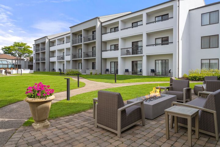 Courtyard by Marriott Detroit Livonia