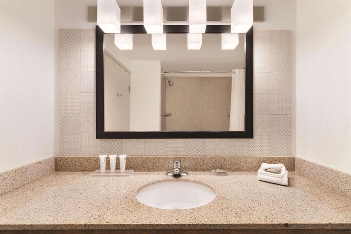 Country Inn & Suites by Radisson Boone, NC