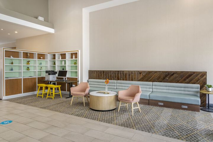 Hotel 4 of 21