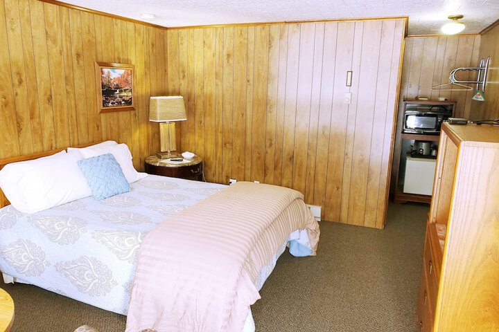 Room 82 of 114