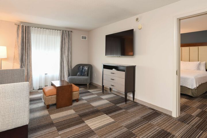 Room 49 of 76