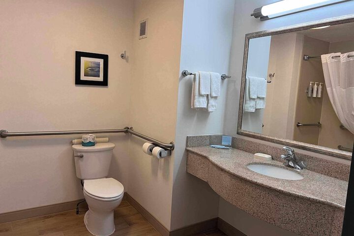 Summit Suites