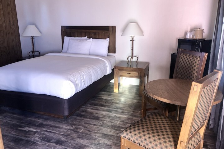 Room 12 of 31