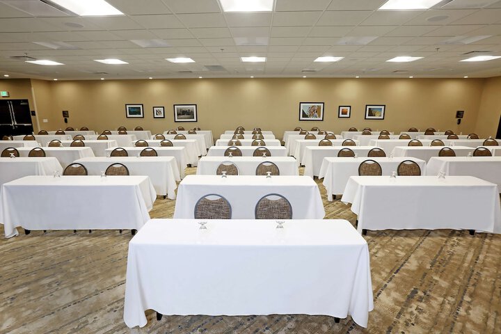 Homewood Suites by Hilton West Fargo Sanford Medical Center