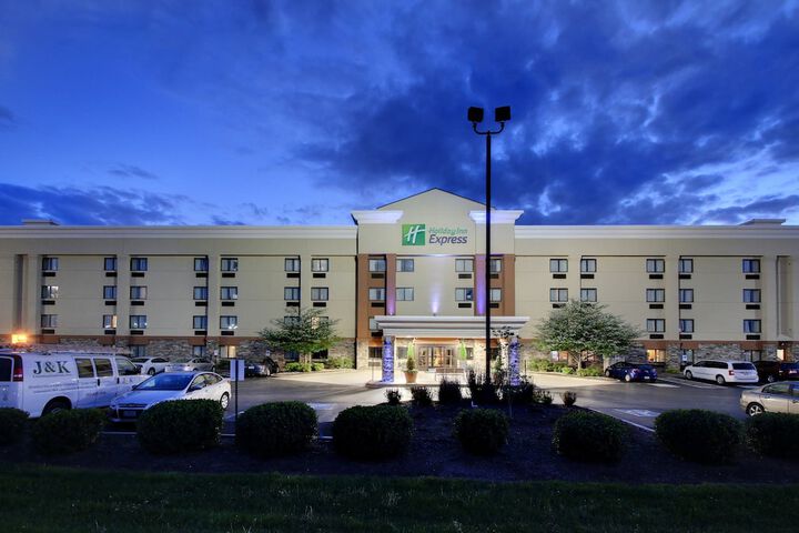 Hotel 2 of 33
