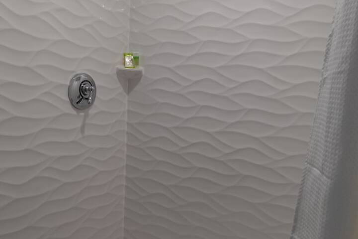 Room 34 of 39