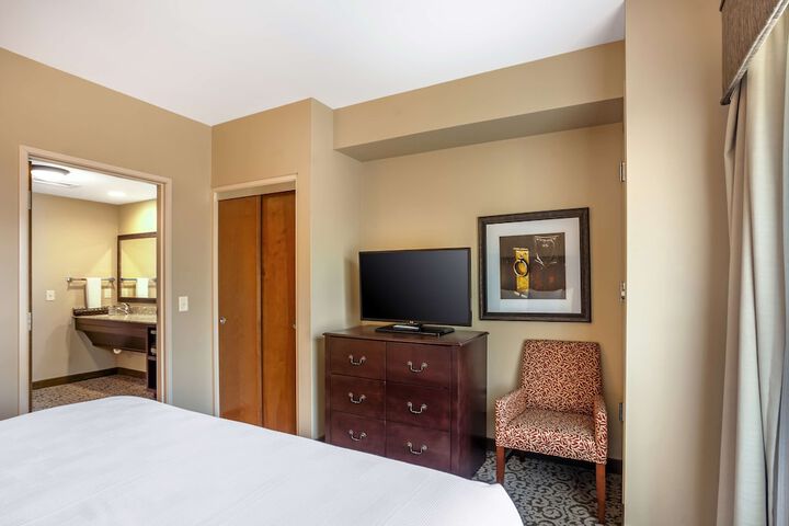 Room 30 of 68