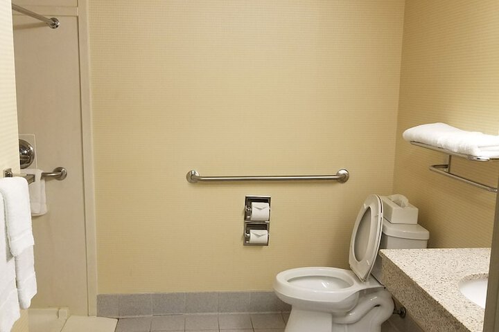 Room 16 of 41