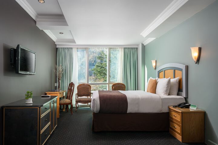 Room 54 of 58