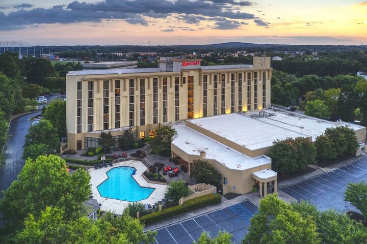 Hotel 3 of 64