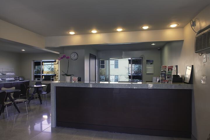 Hotel Interior 7 of 36