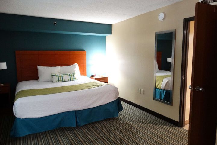 Best Western Warren Hotel
