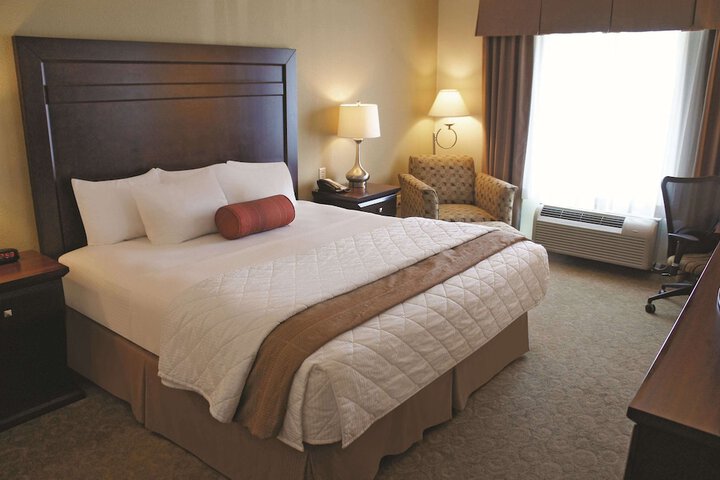 Room 34 of 47