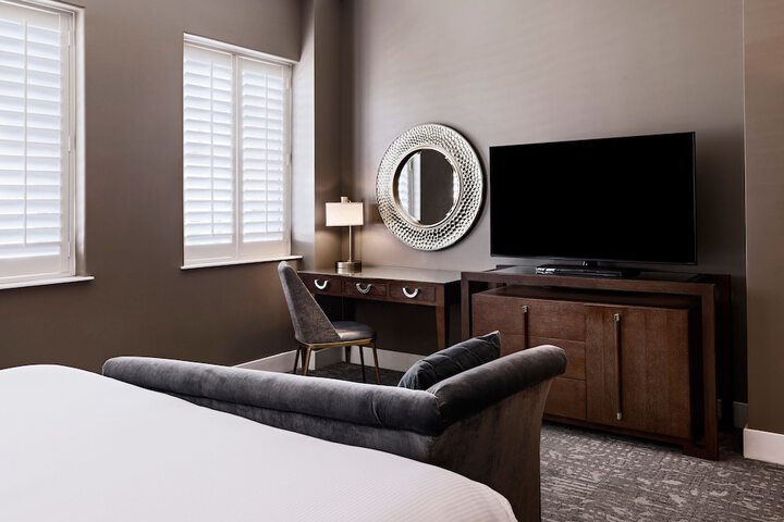 Room 40 of 83