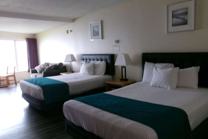 Room 30 of 108