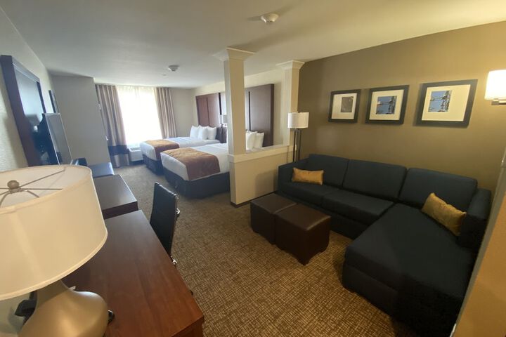 Room 13 of 25