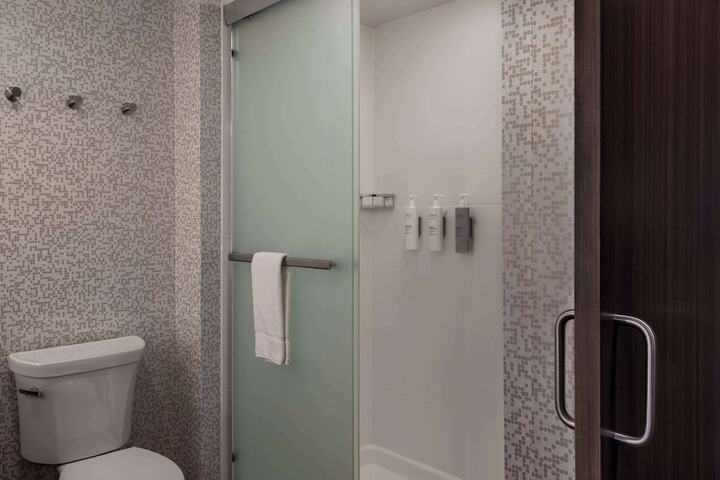 Room 29 of 61