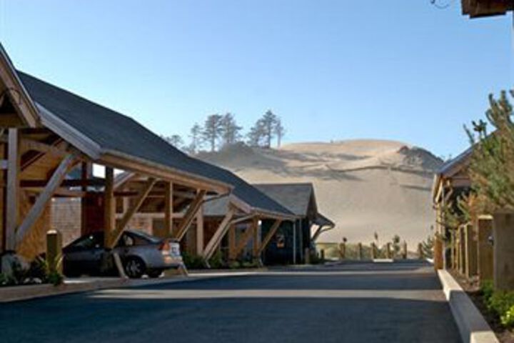 Cottages at Cape Kiwanda