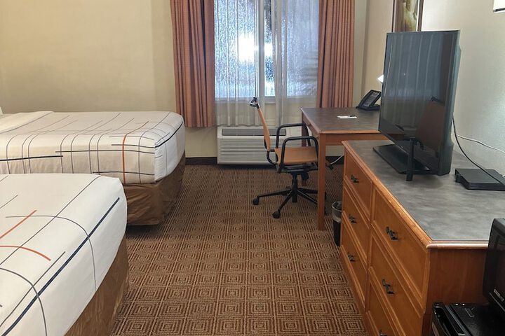 La Quinta Inn & Suites by Wyndham Sawgrass