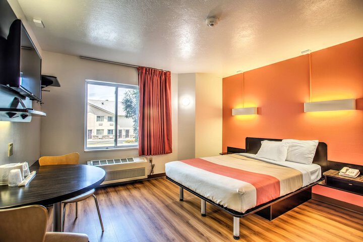Motel 6 Bozeman MT