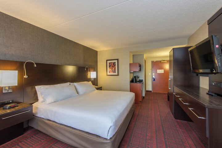 Room 34 of 50