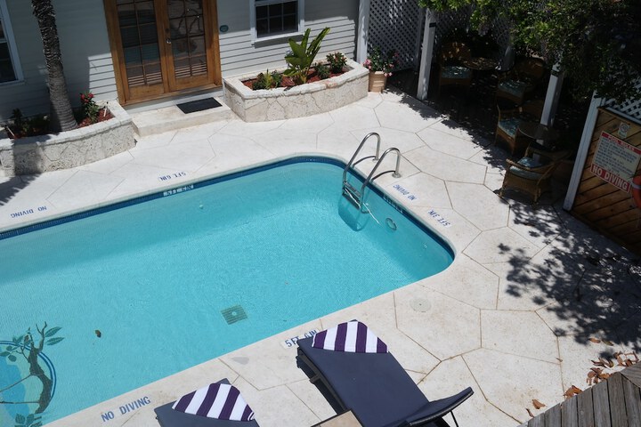 Heron House - Adult Only