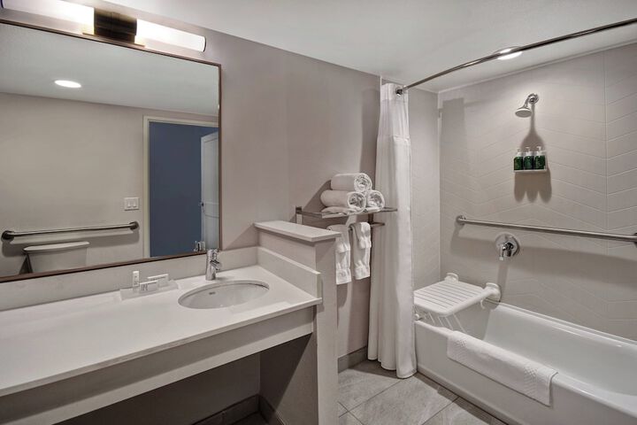 Room 19 of 42