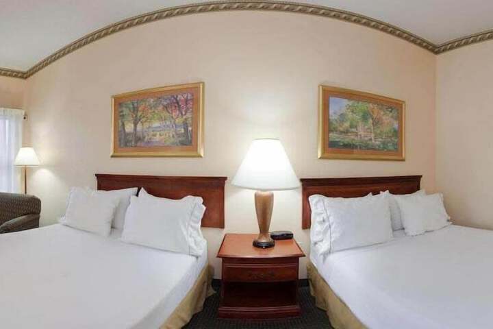Holiday Inn Express Plymouth by IHG