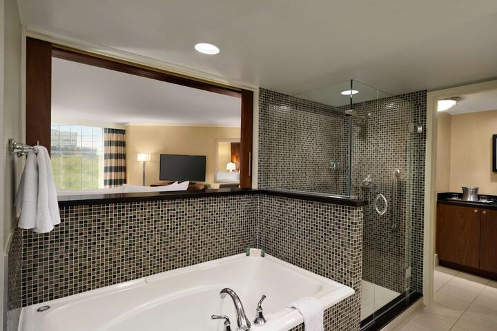 DoubleTree by Hilton Stamford