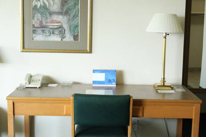 Room 46 of 71