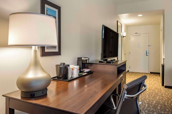 Room 21 of 30