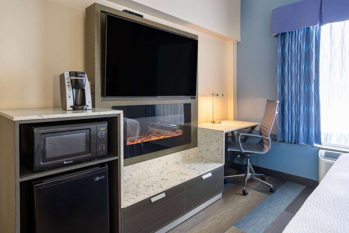 Days Hotel by Wyndham North Bergen / NYC Area