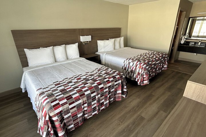 Room 26 of 32