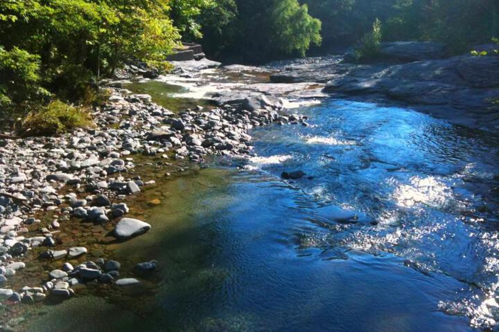 Play All Day - Sleep by The Stream at Night - Swimming Hole