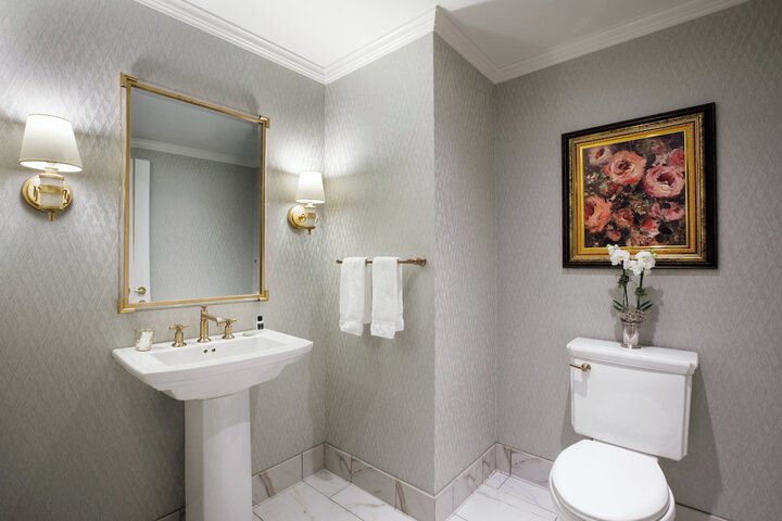 Hotel Carmichael Autograph Collection