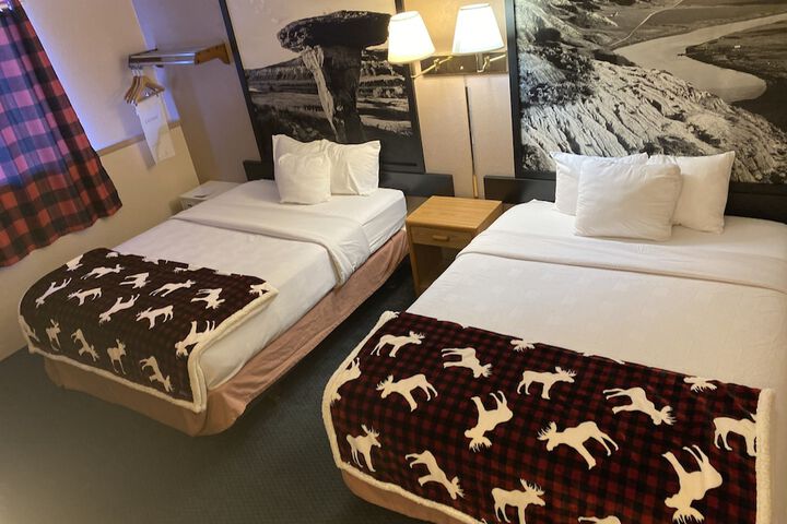 Room 10 of 17