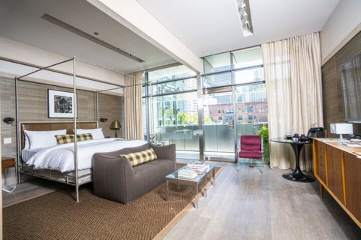 Suite 62 of 105