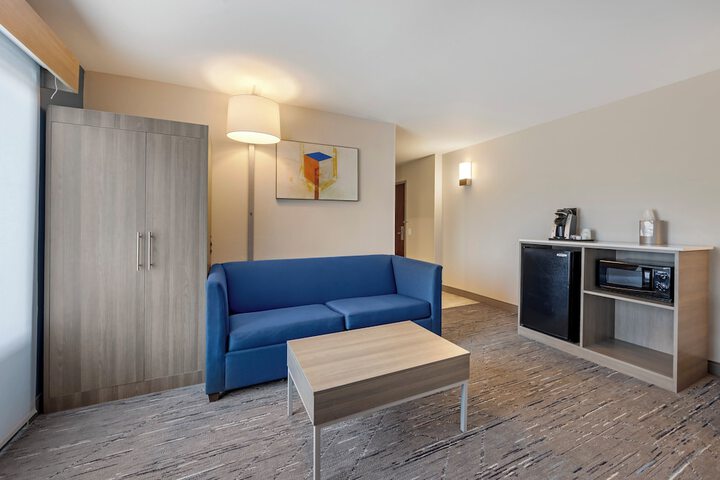 Holiday Inn Express White House by IHG