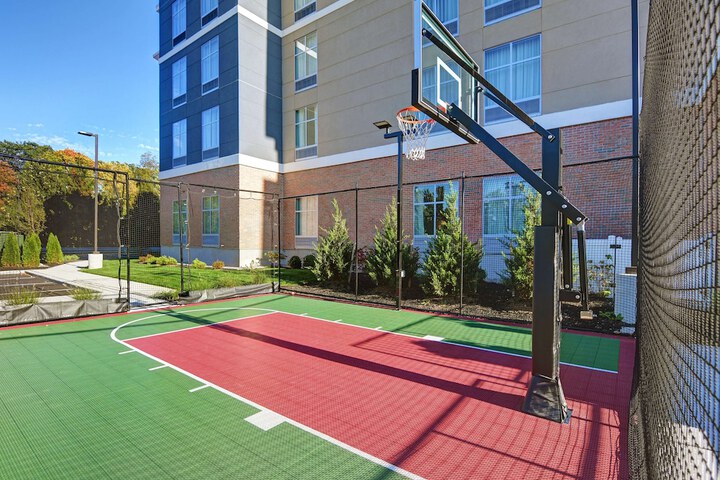 Homewood Suites by Hilton Edison Woodbridge