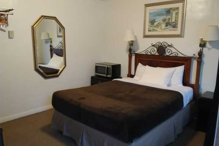 Bay Bridge Motel