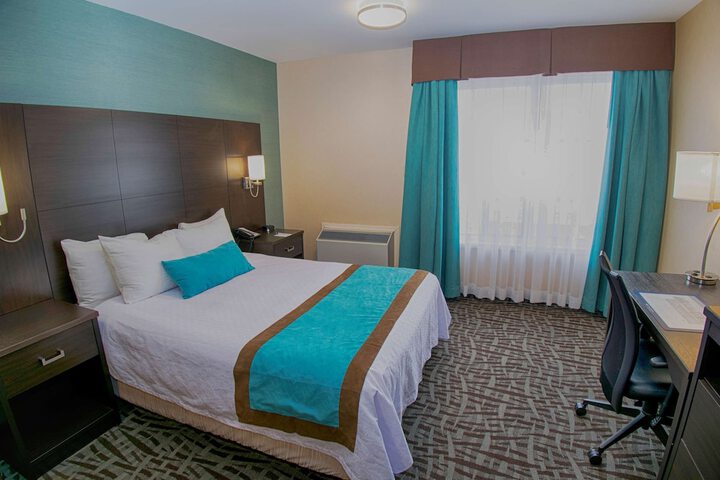 Room 30 of 37