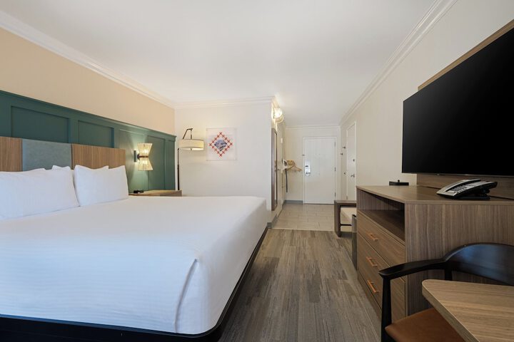 Room 130 of 149