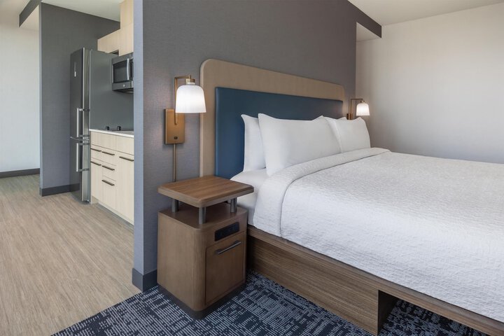 Homewood Suites by Hilton Surrey