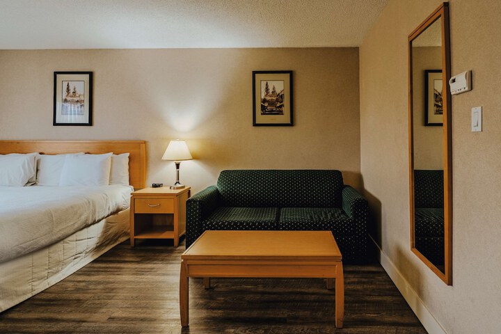 Room 49 of 71