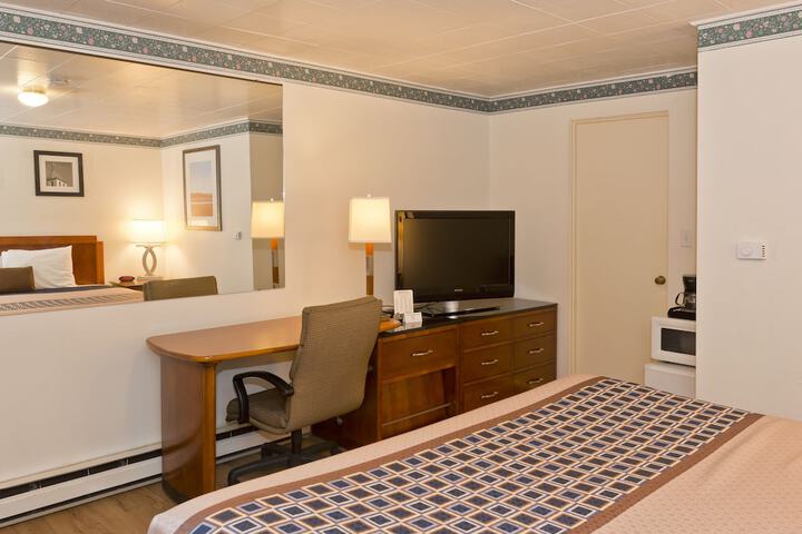 Room 18 of 60
