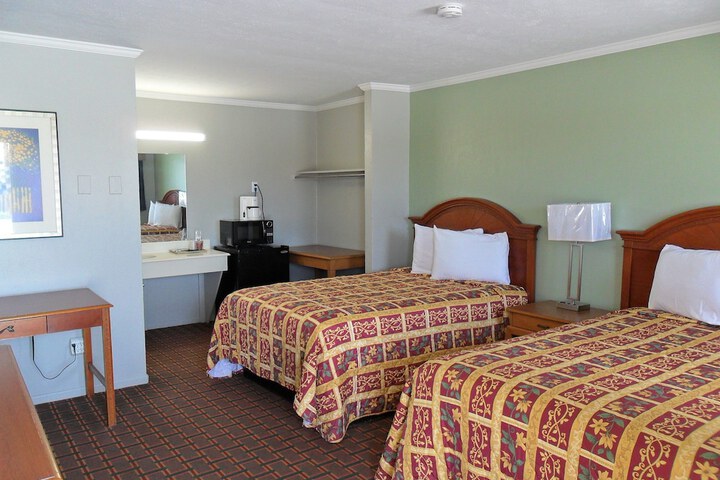 Room 7 of 41