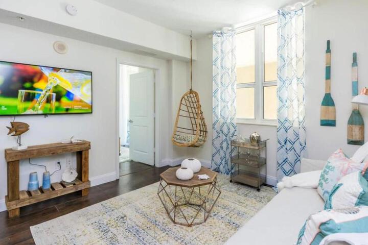 Tropical Coastal Resort Boynton Beach