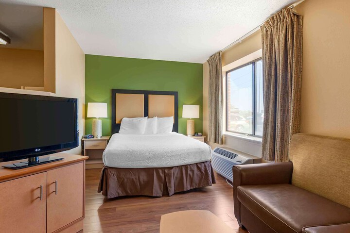 Room 26 of 31