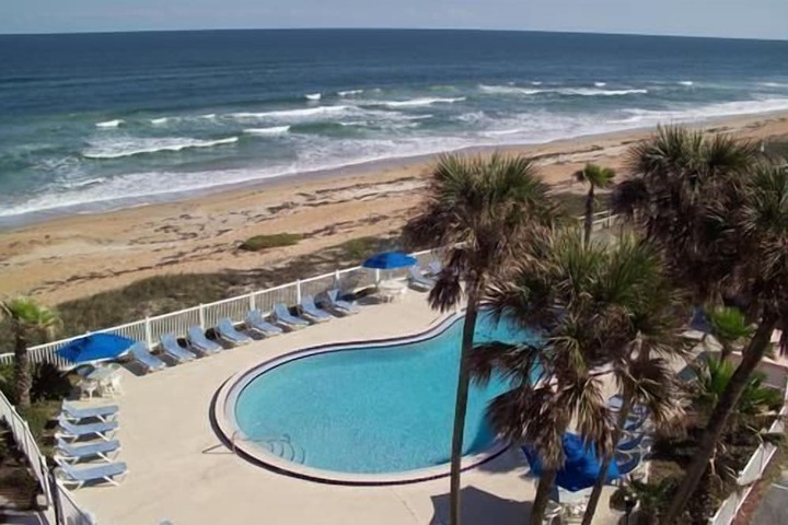 Coral Sands Inn
