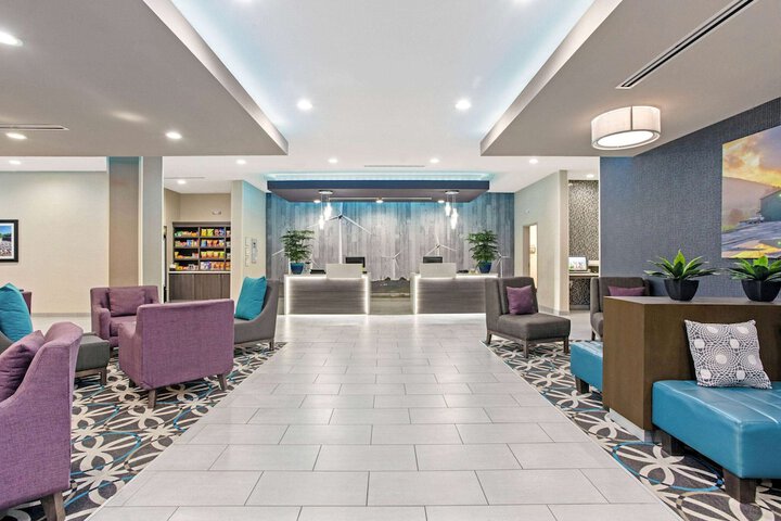 La Quinta Inn & Suites by Wyndham Sweetwater East